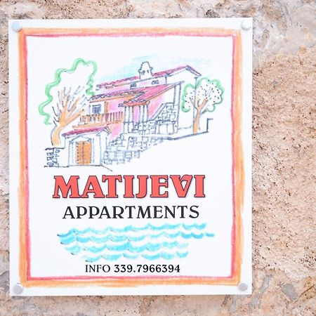 Matijevi Apartments ซิสเตียนา ภายนอก รูปภาพ