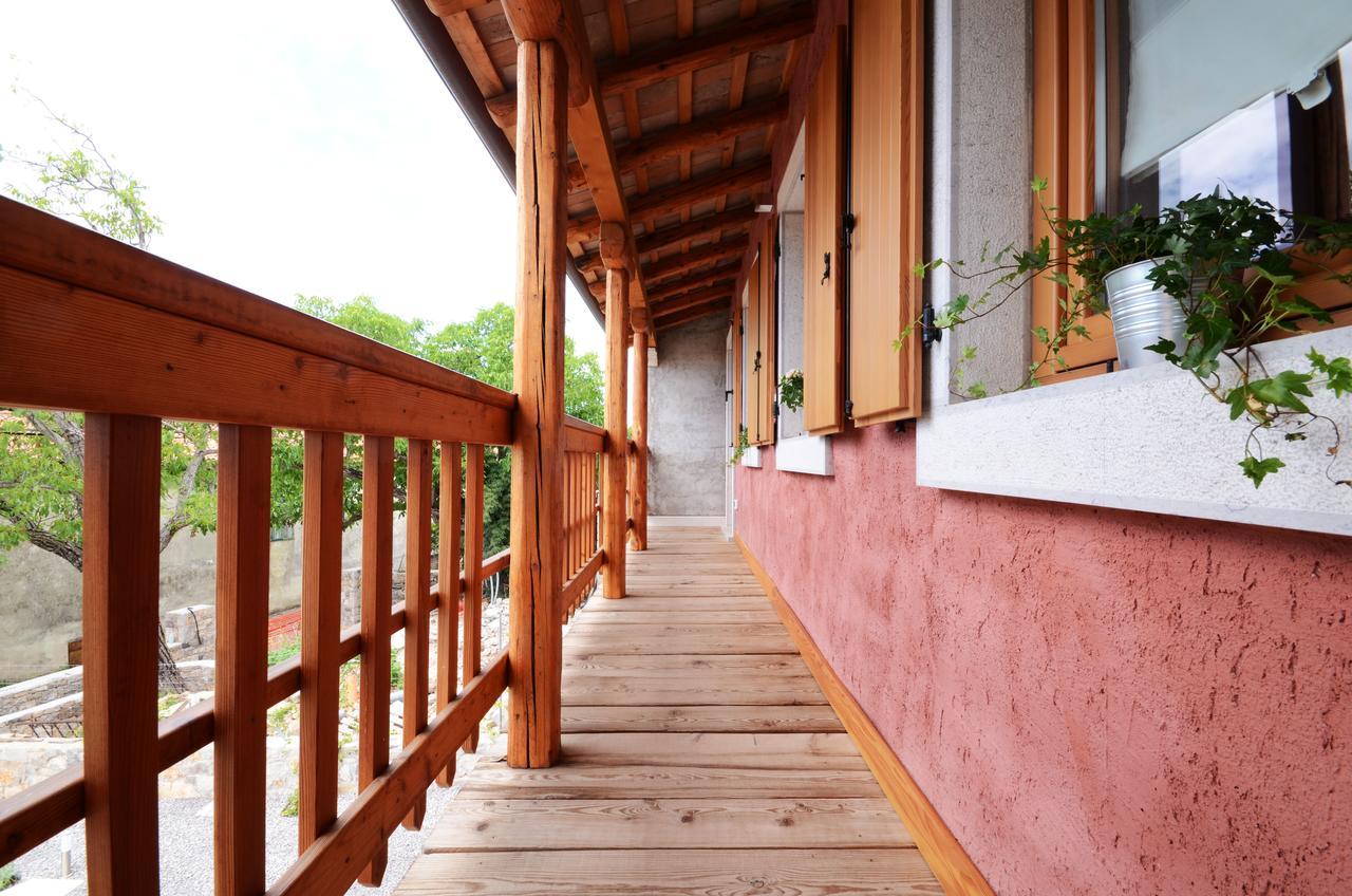 Matijevi Apartments ซิสเตียนา ภายนอก รูปภาพ